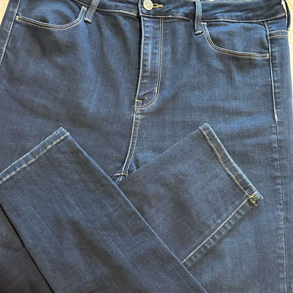 High Rise Women's Blue Jeans